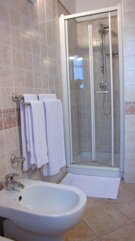 Agriturismo Cassinazza Orsenigo Ngoại thất bức ảnh