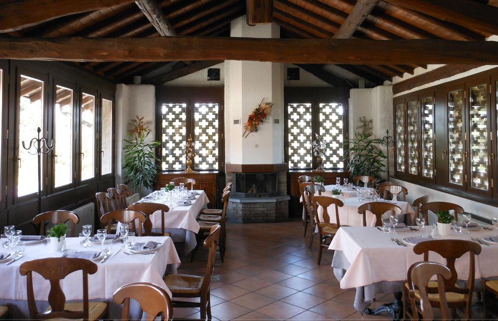 Agriturismo Cassinazza Orsenigo Ngoại thất bức ảnh