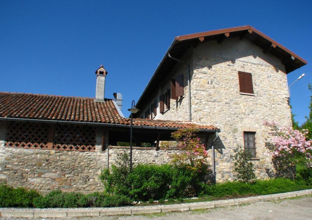 Agriturismo Cassinazza Orsenigo Ngoại thất bức ảnh
