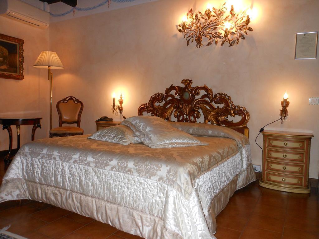 Agriturismo Cassinazza Orsenigo Ngoại thất bức ảnh